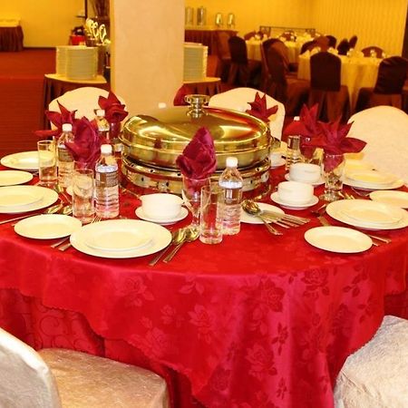 11@Century Hotel Johor Bahru Esterno foto