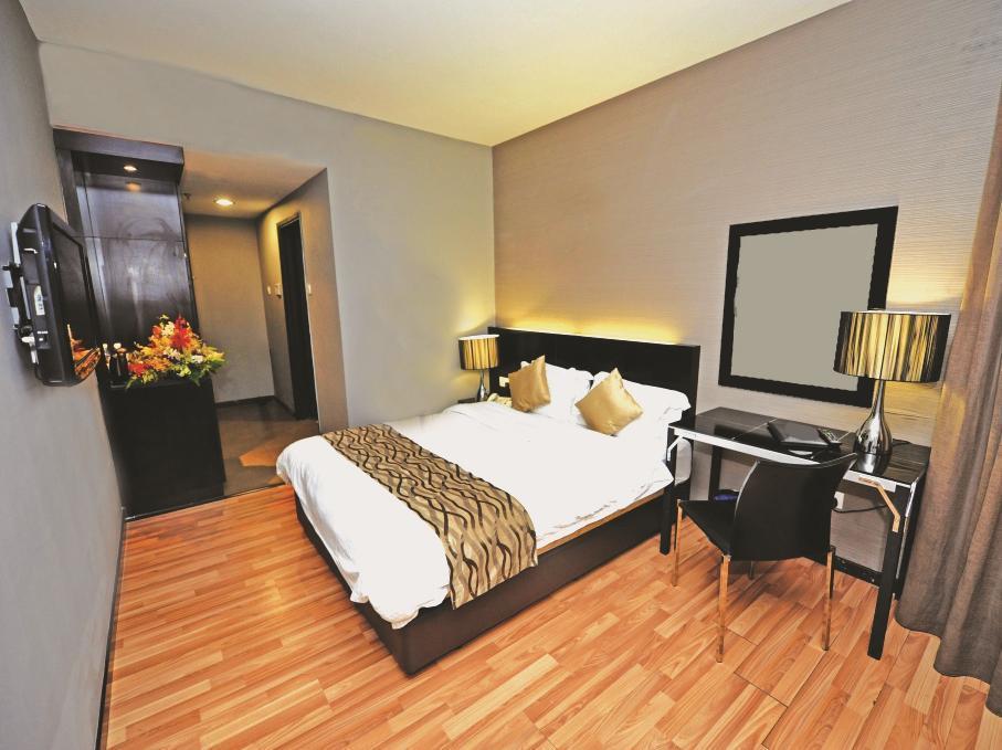 11@Century Hotel Johor Bahru Esterno foto