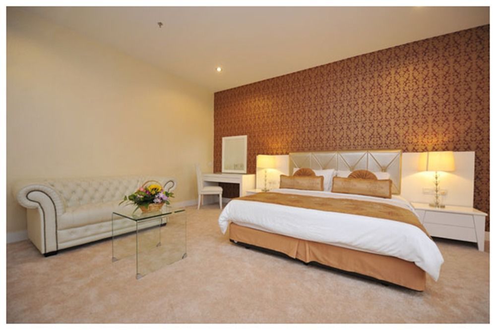 11@Century Hotel Johor Bahru Esterno foto